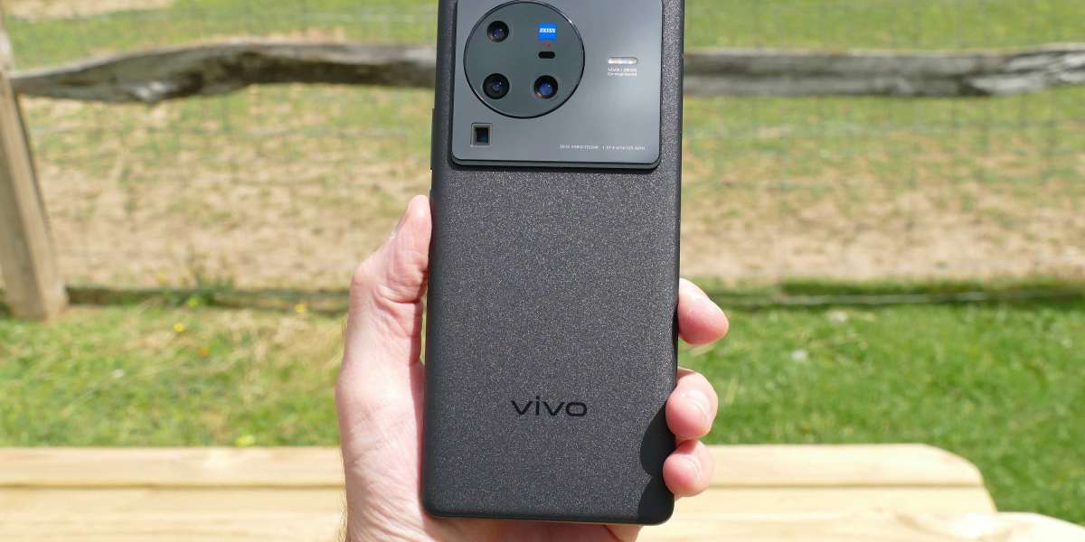 Vivo X80 Review: Camera-Focused - Killer in Town